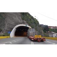 Valparaiso port exit tunnel, maximum height 4,8mts.